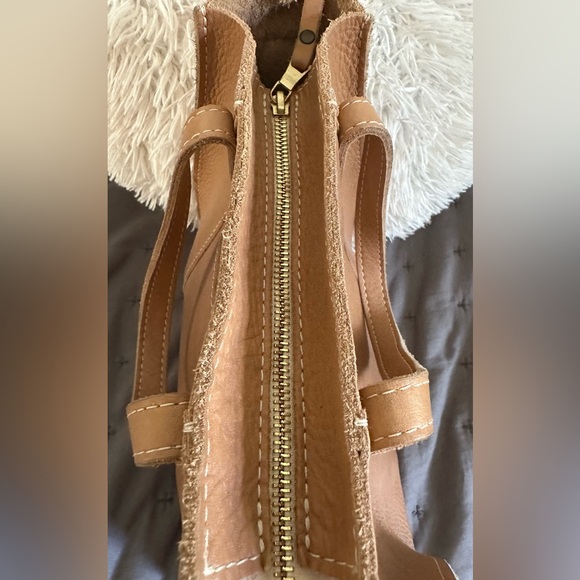 Portland Leather Almond Leather Lola Tote - Picture 6 of 12